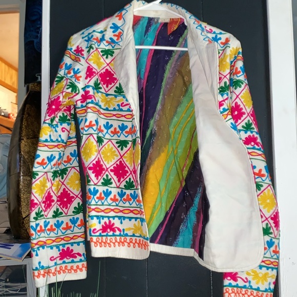 Anu Small Artisan Jacket/ Cardigan - Picture 4 of 9